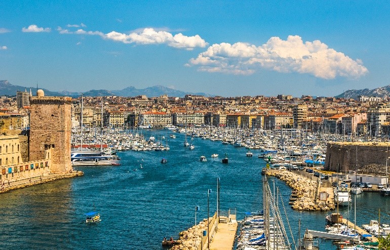 Ngày 2: Nice, Pháp